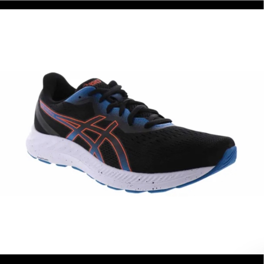 Mens size 10.5 NWT ASICS GEL EXCITE 8 MEN’S RUNNING SHOE